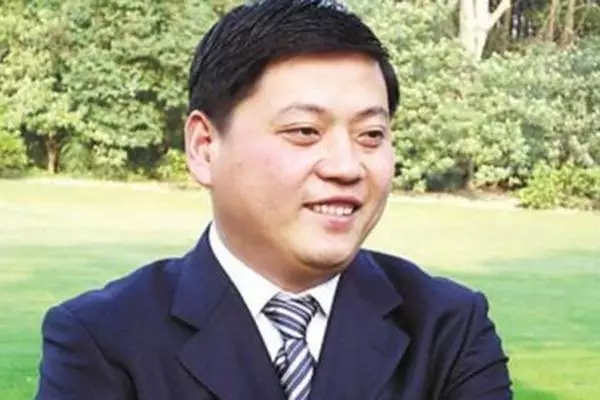 股融易 王均瑶