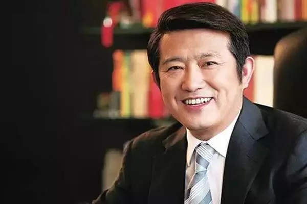股融易 陈东升