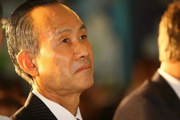 股融易 赵藤雄