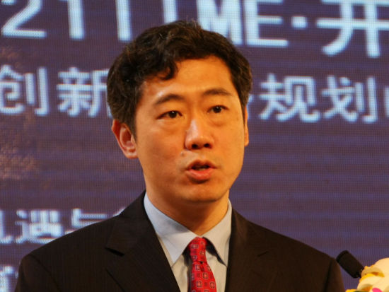 股融易 李稻葵