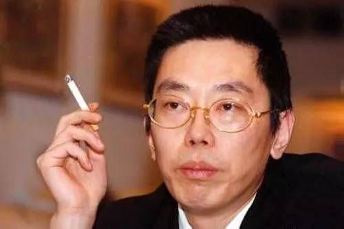 股融易 史玉柱