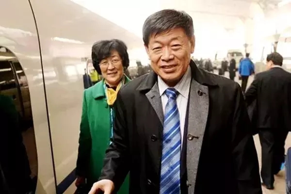 股融易 张士平