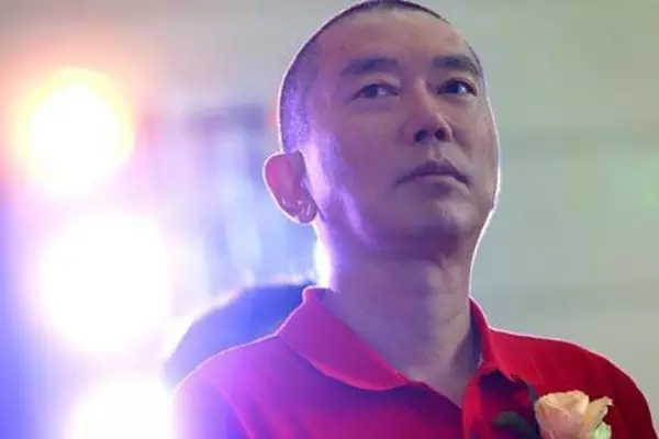 股融易 史玉柱